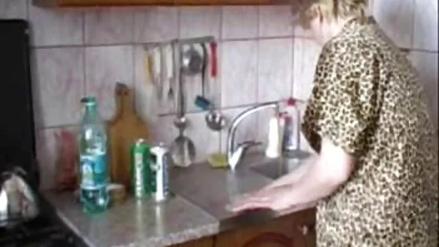 小柄な女の子ブリトニーダグラス取得ハード愛 女性 av 安心