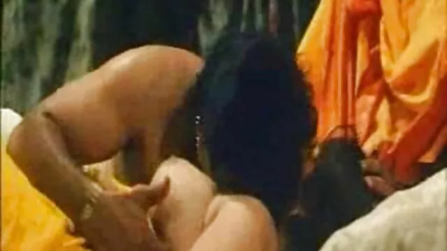 彼女は彼女の義理の兄弟を性交するのが大好きです。 女子 でも 安心 エロ 動画