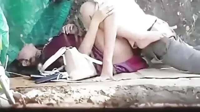 妊娠中の金髪の女性は彼女の夫のスーツケースを愛し、それを難しくします。 無料 エロ 動画 女性 も 安心