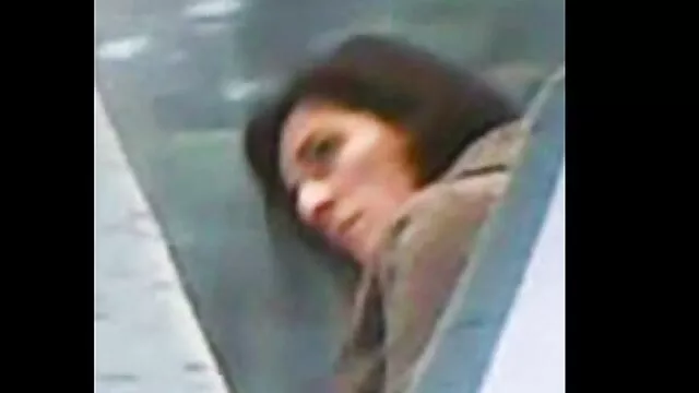 男はポン引きによって掘削された彼のお尻を取得します。 エロ 動画 女性 でも 安心