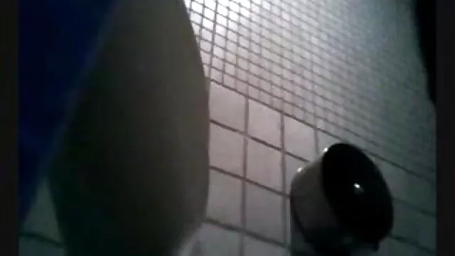大晦日には、ミッドナイトフォー、三人のゴージャスな女の子と。 女 安心 av